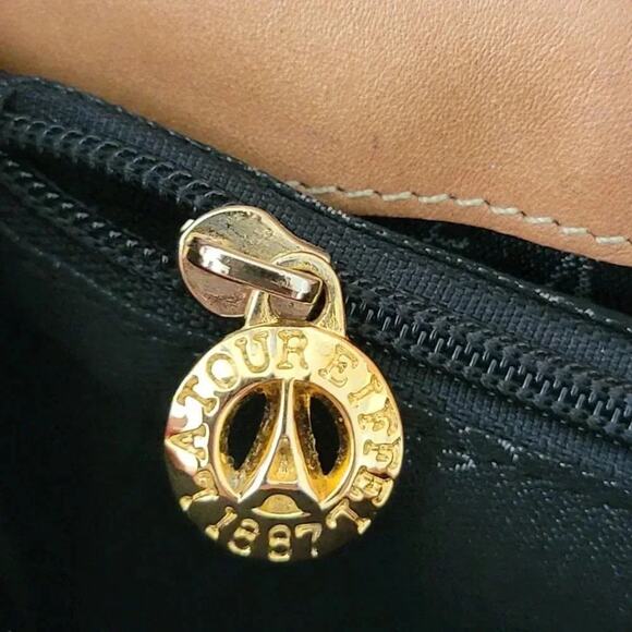 La Tour Eiffel 1887 Genuine Leather Wallet Womens Two Tone Black Camel Snap - Picture 5 of 10